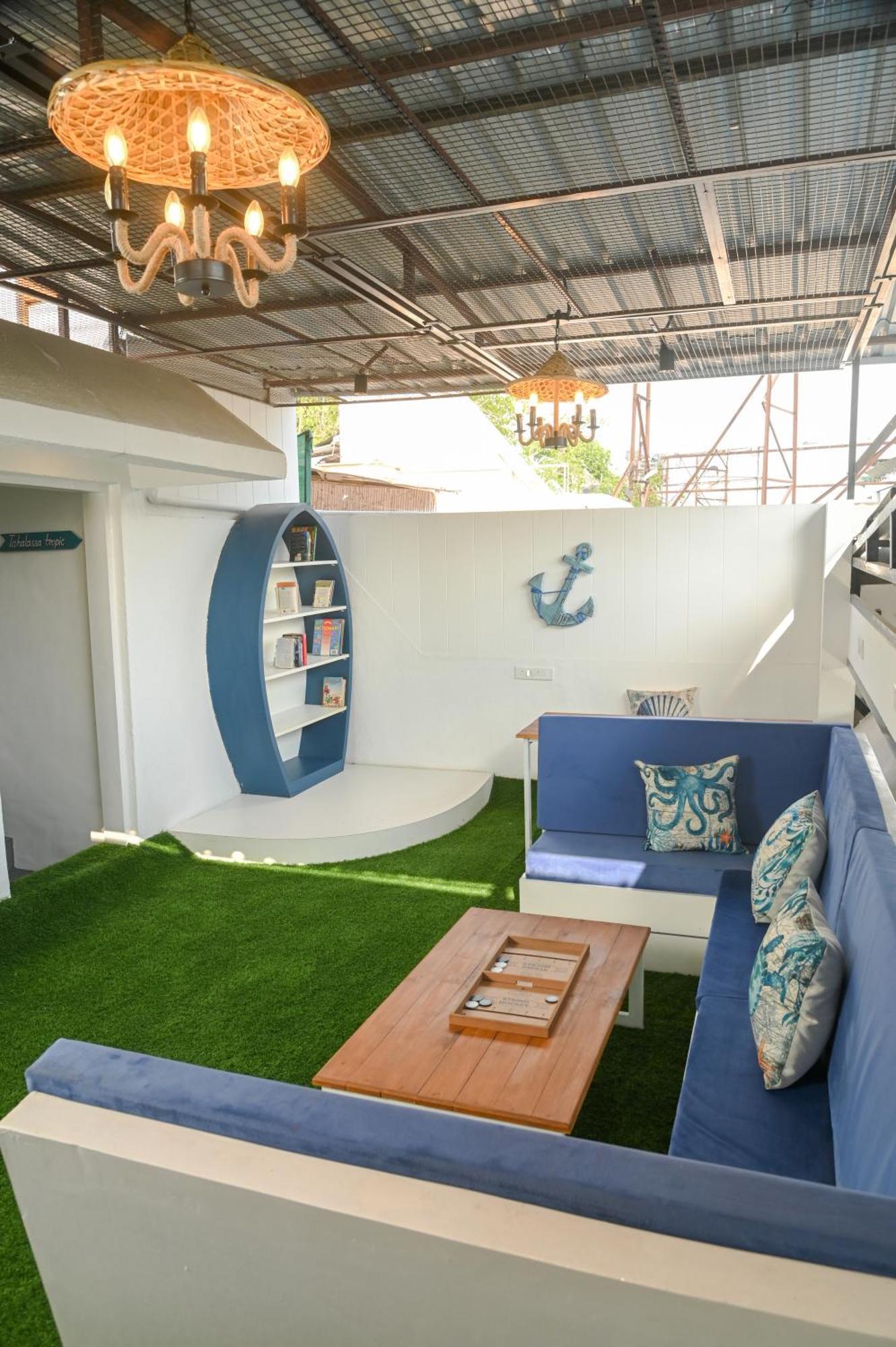 The Voyage - Cafe Hostel Cowork Pune Exterior foto